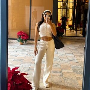 Elegant White Women's Knit Set